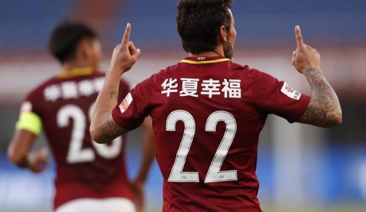 Imagen de Lavezzi convirtió en goleada de Hebei Fortune