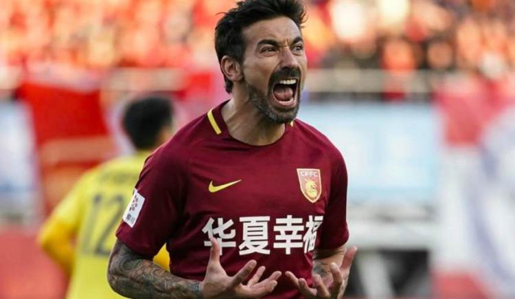 Imagen de Triplete del Pocho Lavezzi, pero...