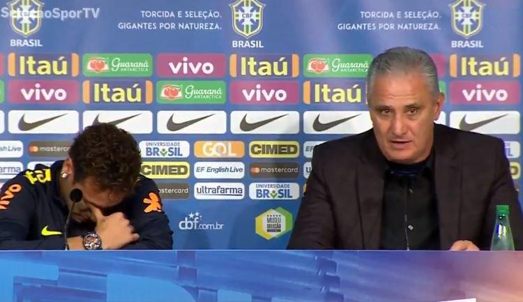 Imagen de Neymar se emocionó en la conferencia