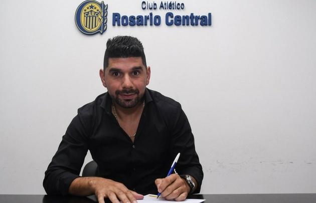 Imagen de Néstor Ortigoza ya firmó con Rosario Central