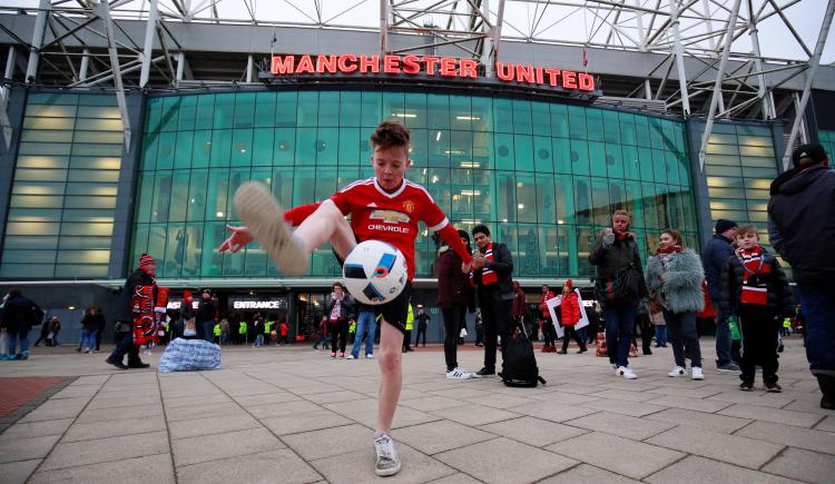 Imagen de Fiesta en las tribunas de la Premier League