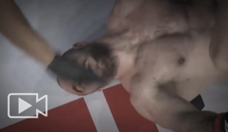 Imagen de Noquean de muerte a luchador y revive