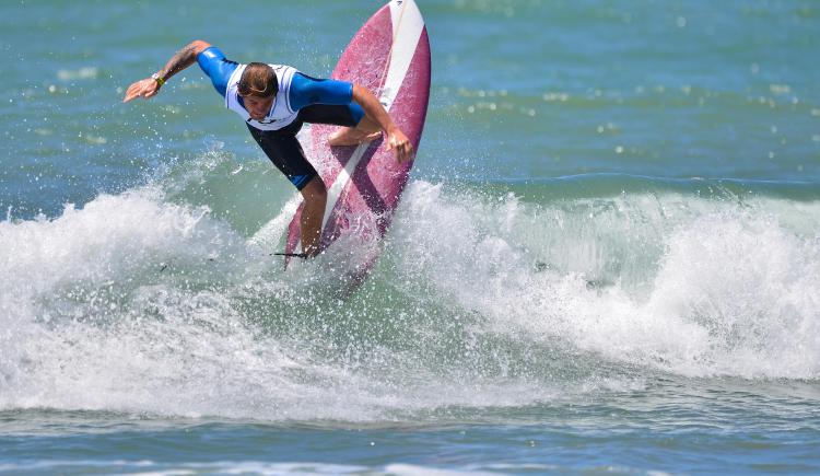 Imagen de Los años 70 volvieron a Mardel con una fiesta del surf