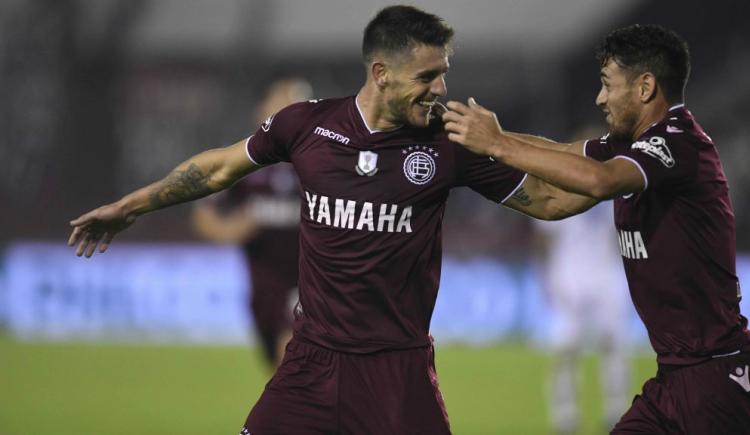 Imagen de Alejandro Silva se acerca a Independiente