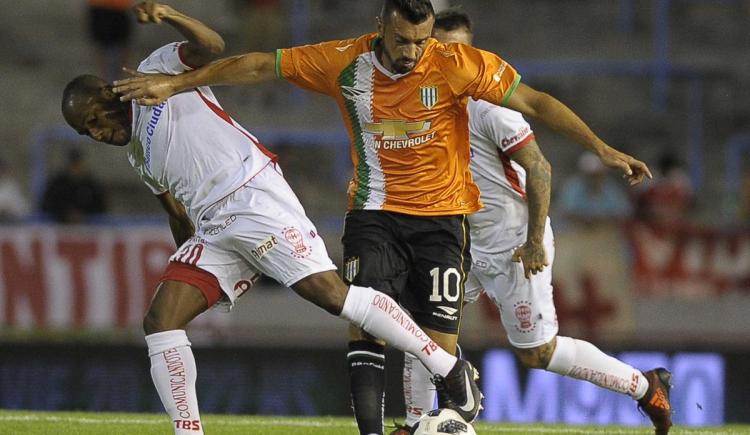 Imagen de Huracán le ganó a Banfield en Mar del Plata