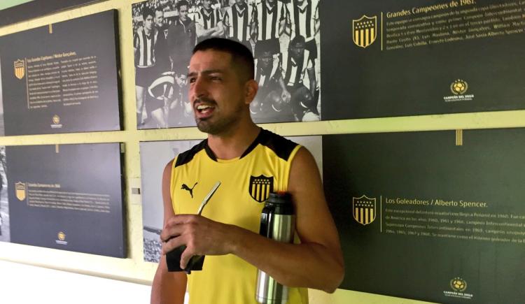 Imagen de Viatri volvió a entrenar en Peñarol
