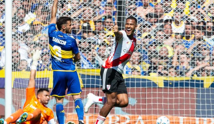 Imagen de El primero de River: remate de Enzo Pérez, desvío de Rondón