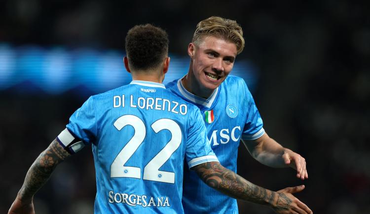Imagen de Napoli derrotó a Milan y se transformó en el primer finalista de la Supercopa