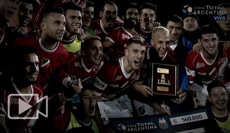 Imagen de La loca Copa Argentina: Deportivo Maipú golea a Chacarita