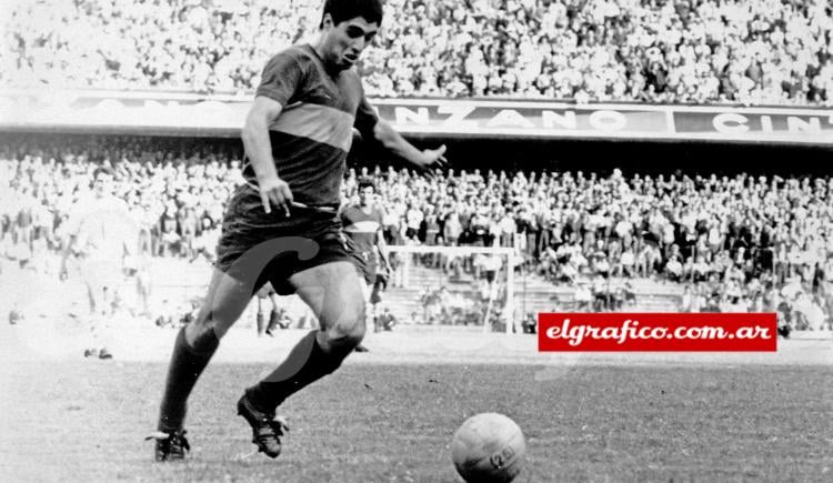 Imagen de Ángel Clemente Rojas: su cuna fue un potrero (…de aquellos que ya no están)