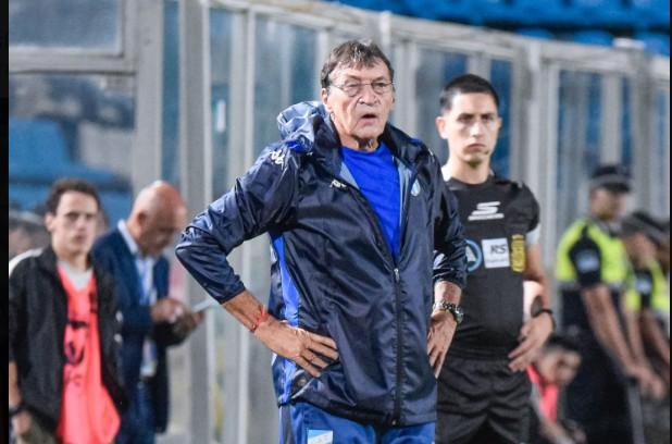 Imagen de Un estreno histórico: Julio César Falcioni alcanzó la marca de diez clubes dirigidos en la elite