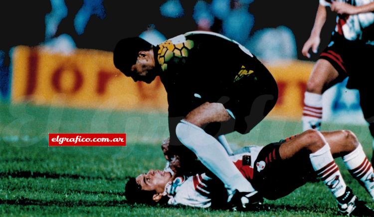 Imagen de 1997. Chila ahorca al Muñeco