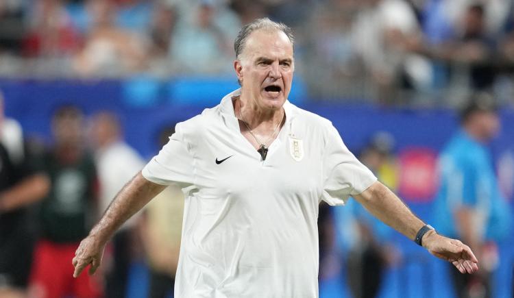 Imagen de Un ex entrenador uruguayo liquidó a Marcelo Bielsa: "Ha cometido tres grandes errores, garrafales"