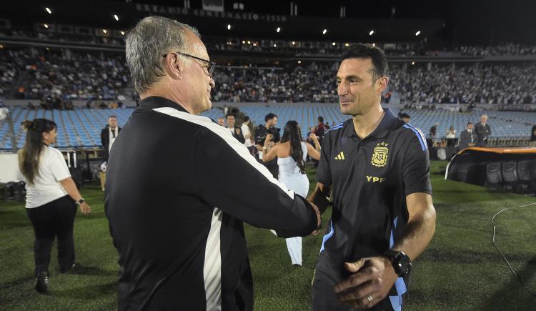 Imagen de Bielsa, autocrítico: "Reafirmo mi responsabilidad cuando Uruguay pierde"