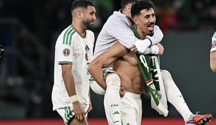 Imagen de Imparable: Argelia volvió a ganar y se metió en cuartos de la Copa Africana de Naciones