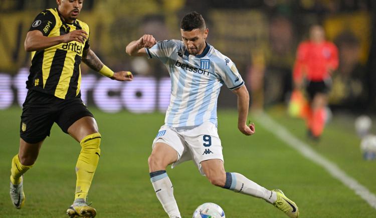 Imagen de La inédita sequía goleadora de Adrián Martínez en Racing