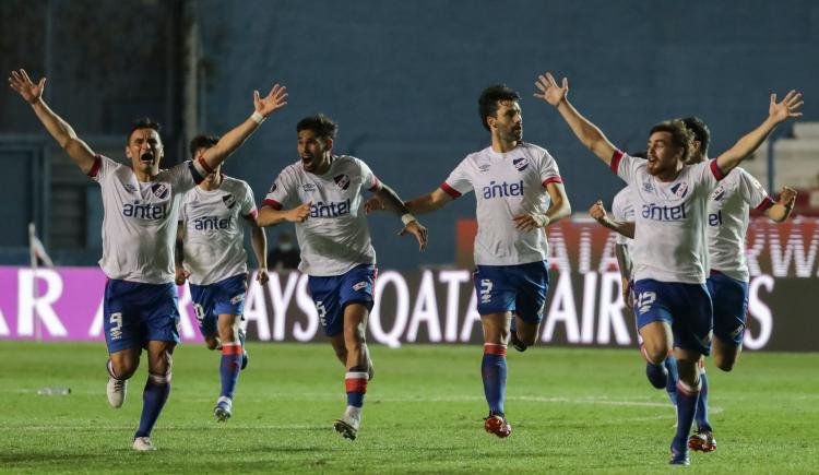 Imagen de NACIONAL, EL RIVAL DE RIVER EN CUARTOS