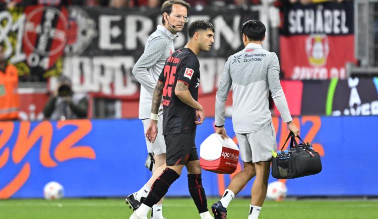 Imagen de Baja de Selección: Exequiel Palacios, afuera de las canchas hasta 2026