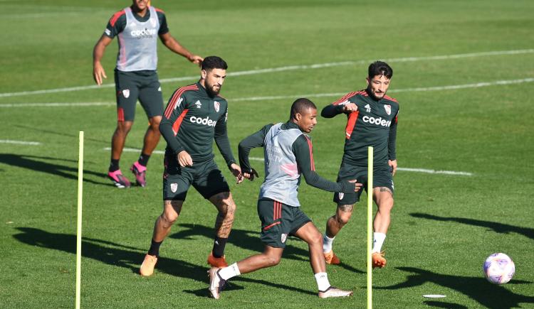 Imagen de River: Las alternativas de Martín Demichelis para enfrentarse con Platense