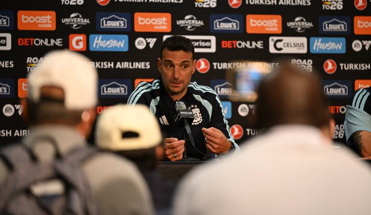 Imagen de Lionel Scaloni: la baja de Balerdi, su reemplazo y los estrenos ante Honduras