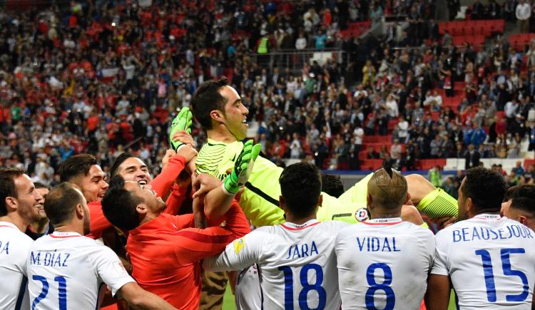 Imagen de Un bicampeón de América anunció su retiro del fútbol
