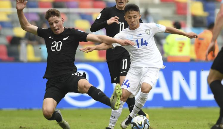 Imagen de Mundial Sub 20: Nueva Zelanda y Uzbekistán jugaron para Argentina