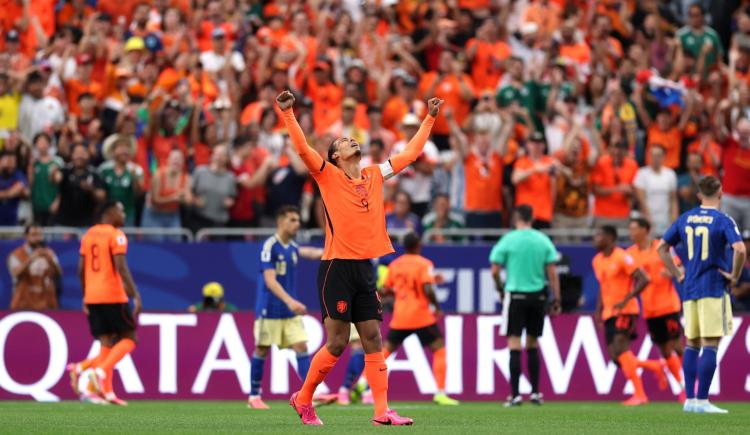 Imagen de Países Bajos fue una aplanadora y goleó 5-1 a Suecia