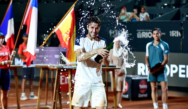 Imagen de "El día más feliz de mi vida": las definiciones de Tomás Etcheverry tras conquistar su primer título ATP