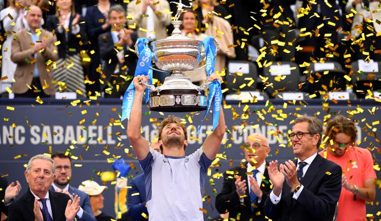 Imagen de Ruud tuvo revancha rápida ante Tsitsipas y se consagró campeón en Barcelona