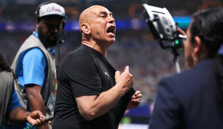 Imagen de El DT de Egipto, contra Argentina y el árbitro: "A lo mejor querían que el campeón y Messi siguieran"