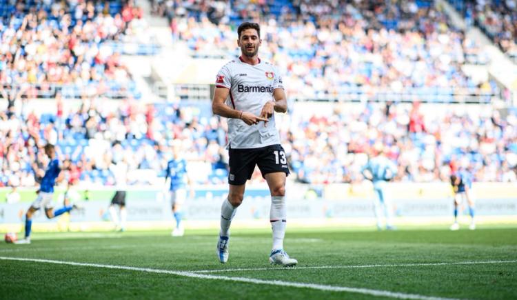 Imagen de Alario convirtió en la goleada de Bayer Leverkusen