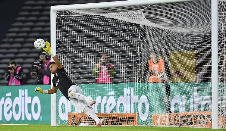 Imagen de Cuántos penales atajó Sergio Romero en toda su carrera