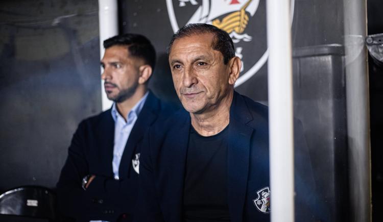Imagen de ¿Ahí vuelve Ramón?: Vasco da Gama avanza por el riojano tras despedirlo hace 55 días