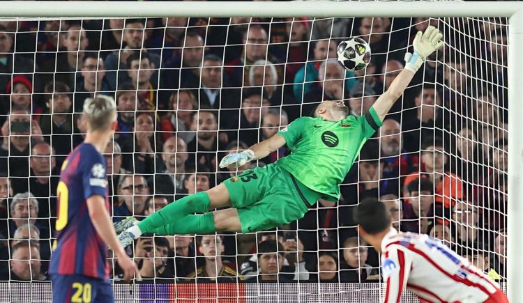 Imagen de Todos los goles de tiro libre en la carrera de Julián Álvarez
