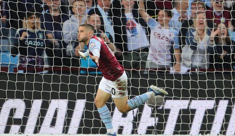 Imagen de Gol de Buendía y titularidad para "Dibu" Martínez en Aston Villa