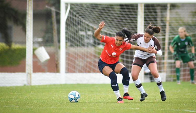 Imagen de INDEPENDIENTE VENCIÓ 2 A 1 A PLATENSE POR LA ZONA B DEL TORNEO FEMENINO