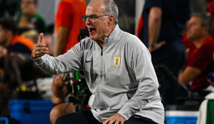 Imagen de La tajante decisión de Marcelo Bielsa tras la goleada recibida por la Selección de Uruguay