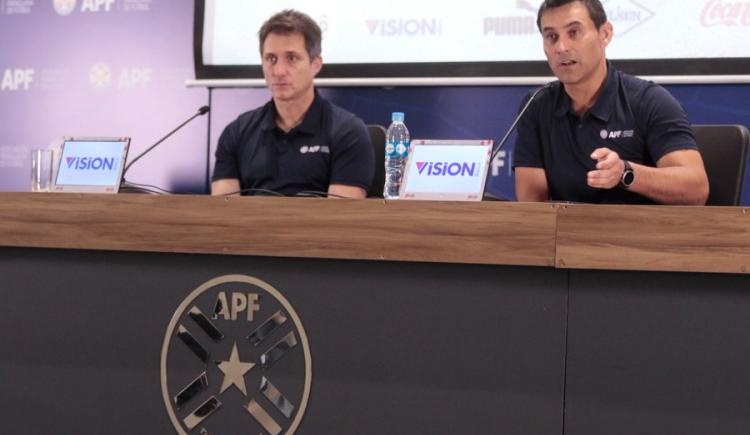 Imagen de Paraguay: Barros Schelotto convocó a jugadores del fútbol argentino