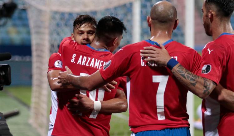 Imagen de PARAGUAY GANÓ Y LIDERA EN EL GRUPO DE ARGENTINA