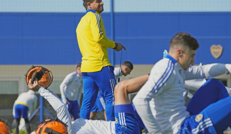 Imagen de Boca: Gabriel Aranda y Luca Langoni hacen dudar a Hugo Ibarra