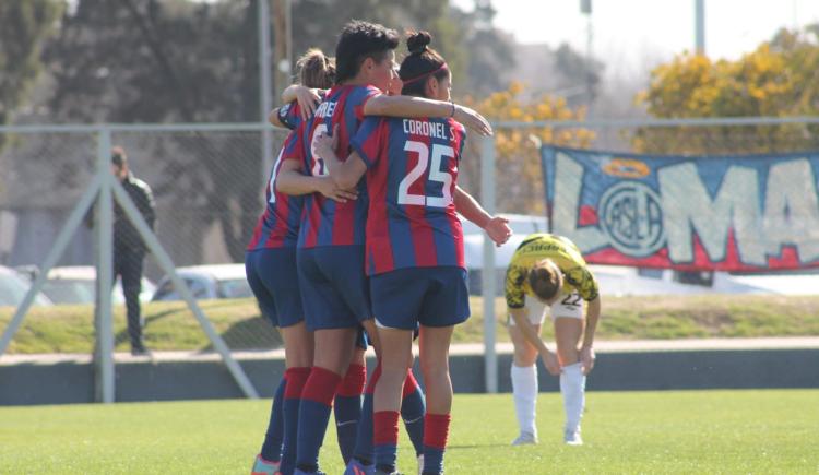 Imagen de Fútbol femenino: San Lorenzo goleó a Comunicaciones