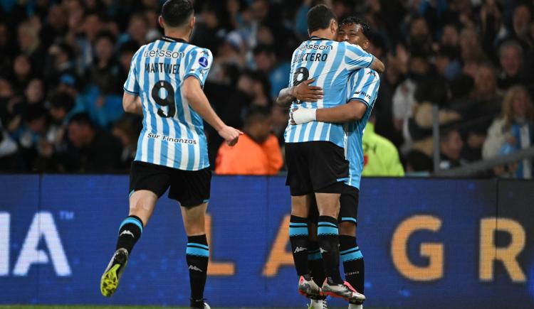 Imagen de Racing pasó por arriba a Athletico Paranaense y está en semifinales después de 27 años