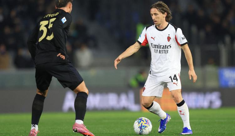 Imagen de Modric fue más que Loyola: Milan minimizó el primer gol del chileno en Italia