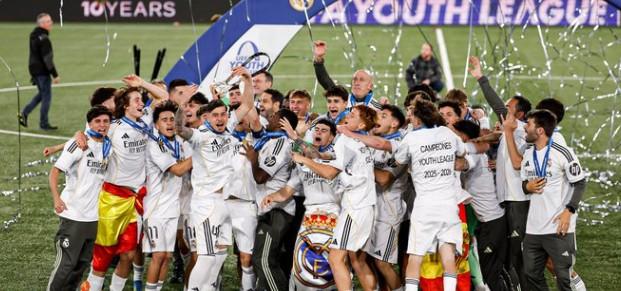 Imagen de El "capitán total" que el Real Madrid consagró en Europa y la AFA ya busca blindar