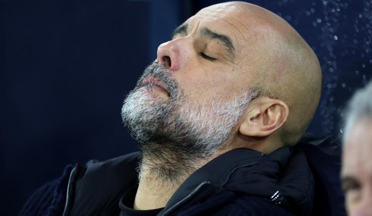 Imagen de Otro golpazo para Guardiola: Manchester United se lo dio vuelta en el final y perdió el clásico