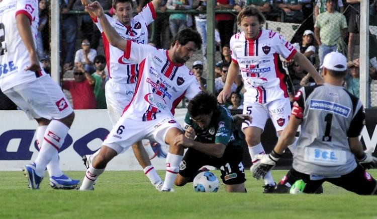 Imagen de DOS QUE NECESITAN SUMAR