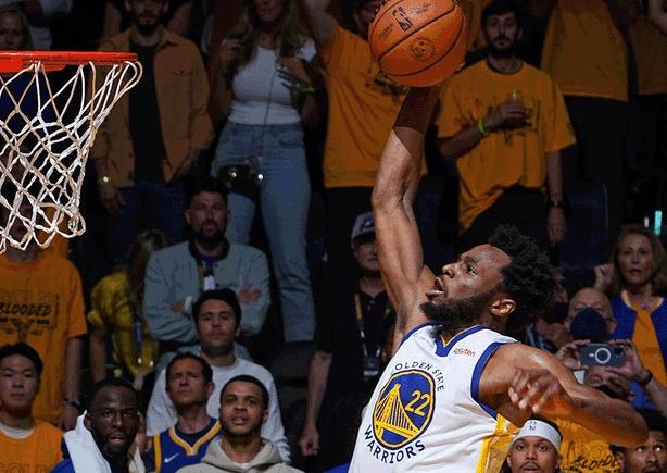 Imagen de NBA: Golden State quedó tan solo a un triunfo del título