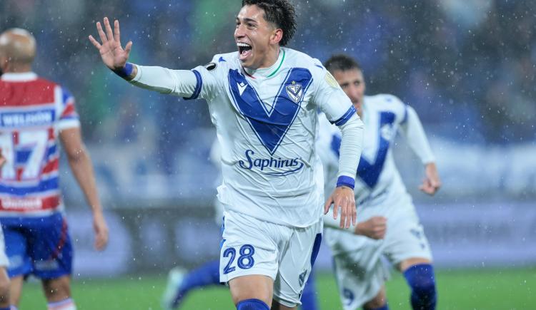 Imagen de Maher Carrizo entró en la historia grande de Vélez en la Copa Libertadores