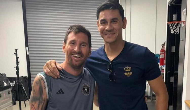 Imagen de Un viejo conocido: Oscar Ustari es nuevo compañero de Messi en Inter Miami