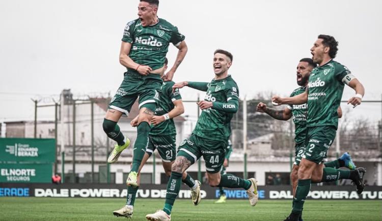 Imagen de Sarmiento venció a Independiente Rivadavia y sumó su primera victoria en el Clausura
